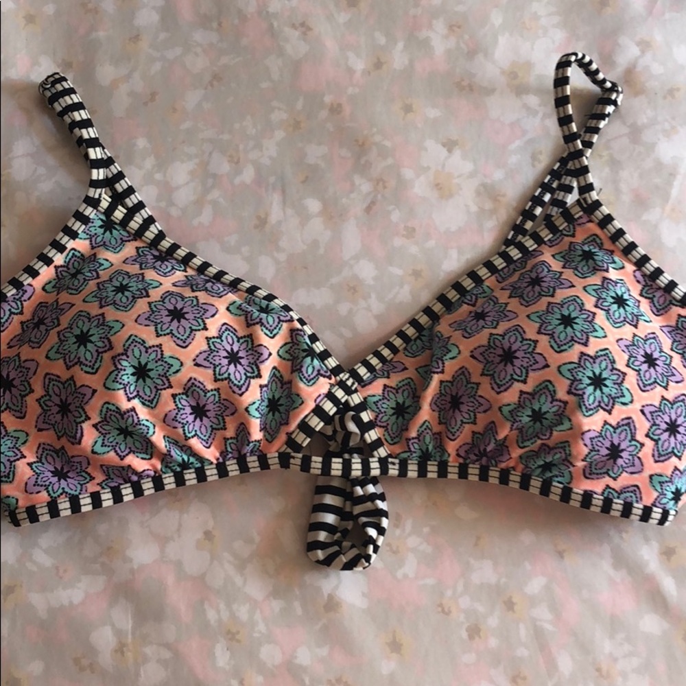 Floral striped bikini top